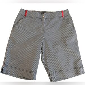 TAIL Black & White Striped Bermuda Golf Shorts With Pockets Size 10 Waist: 33”